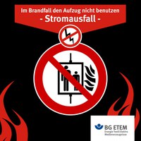 Wusstet ihr, dass ihr im Brandfall den Aufzug nicht benutzen sollt? Wir zeigen euch drei Gründe, den Aufzug nicht zu benutzen: Ein Grund ist, dass der Fahrstuhl Strom benötigt, um zu funktionieren. Fällt der Strom aus - was im Brandfall durchaus passieren kann - bleibt der Aufzug stehen und die Fahrgäste sitzen in der Falle.
