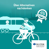 Freie Bahn für Alternativen! Manchmal ist die Fahrt im Zug sehr viel entspannter. Auch die Fahrt mit dem Fahrrad macht munter und belebt den müden Geist. So ist man für den Tag bestens gewappnet.
