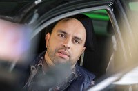 Serdar Somuncu macht sich verbal stark für weniger Aggression im Straßenverkehr. Für die Verkehrssicherheitskampagne 